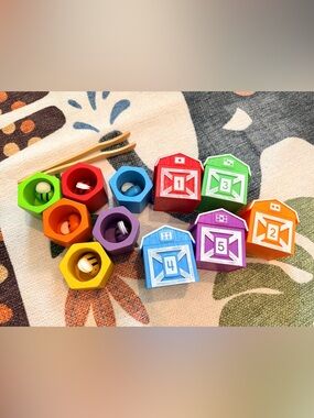 Learning Resources Peekaboo Farm & Beehives Wooden Toy Set